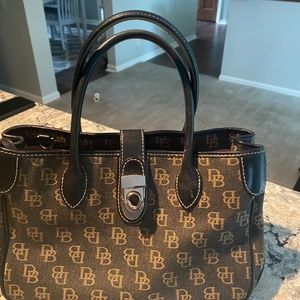 Dooney & Bourke Purse